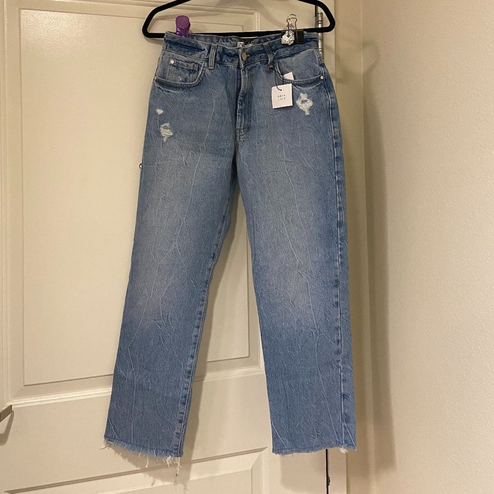Zara Slim Cropped Jeans in Size 28(US6), light wash